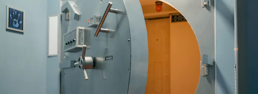 Vault and Safe locksmith services in Brampton, ON